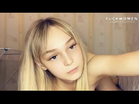 ❤️ Una scolaretta insaziabile dà un creampay orale vibrante di schiacciante à un cumpagnu di classe ️ Video cazzo à noi ❌️